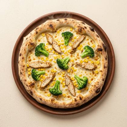 Pizza Chicken Hollandaise mit Sauce Hollandaise, Mozzarella, Hähnchenbrust, Brokkoli, Mais