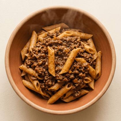Pasta Bolognese mit Tomatensoße Bolognese